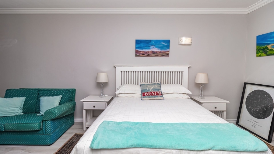 3 Bedroom Property for Sale in Bloubergstrand Western Cape
